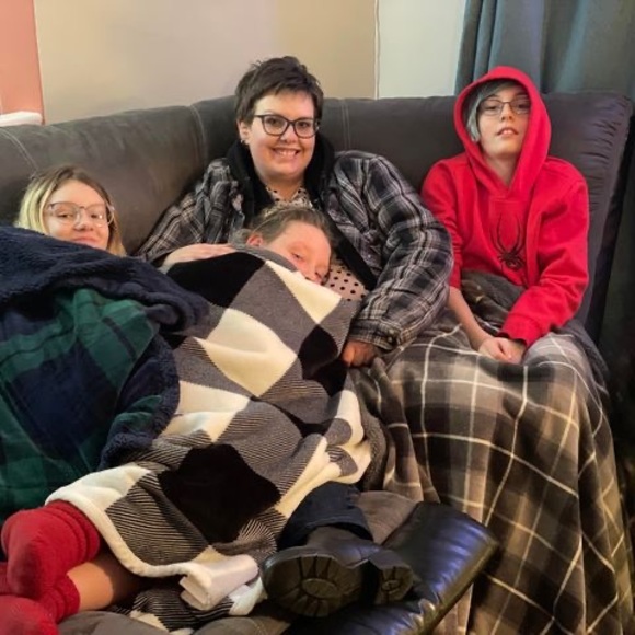 Meet your Posher, Tosha - Picture 1 of 1